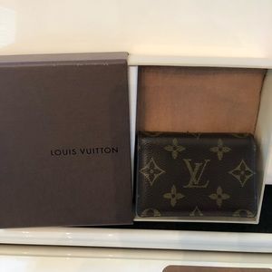Louis Vuitton Card Holder/ Wallet